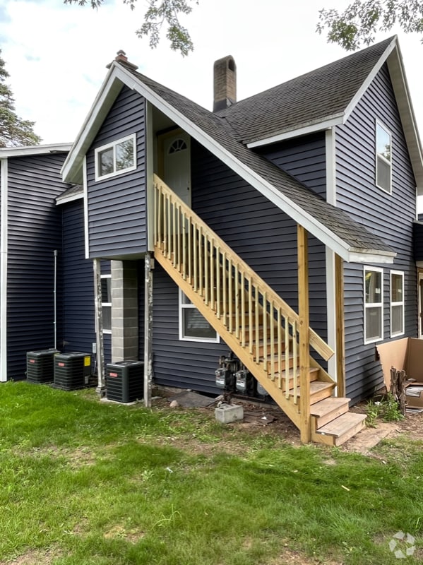Building Photo - 806 S Clay St Rental