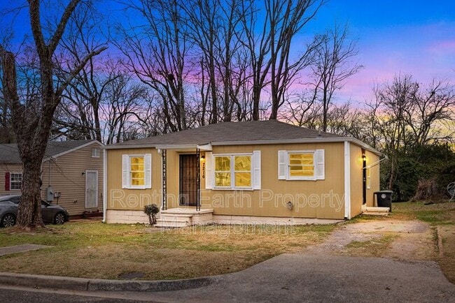 Building Photo - 7216 Paris Ave