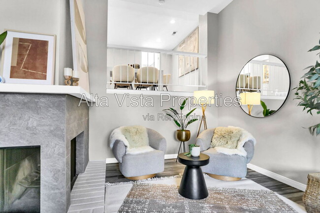 Photo - 4082 Mahaila Ave