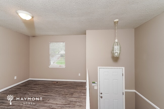 Photo - 2565 Gaylon St