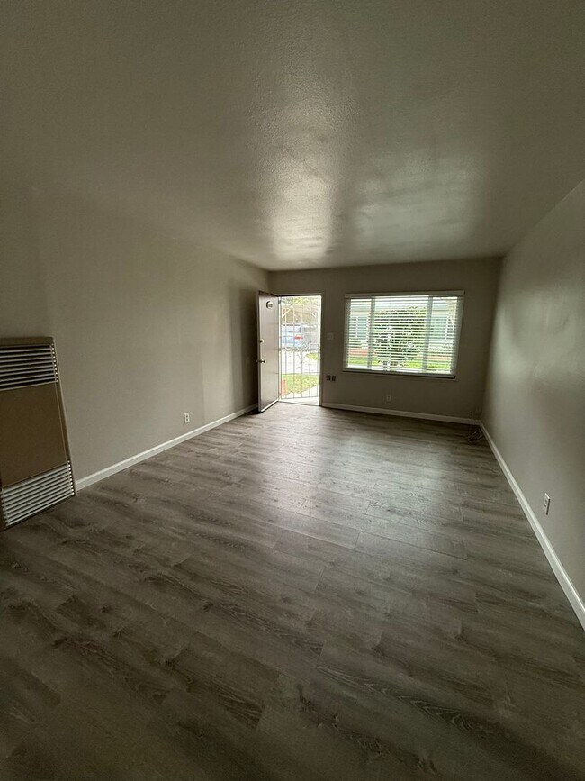 Photo - 512 Carpenter St Unit 516 Carpenter St