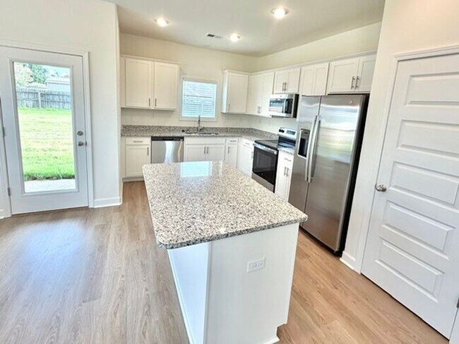 Photo - MOVE IN SPECIAL! Now Leasing a 4-bedroom 3 bath home in Oakland, TN