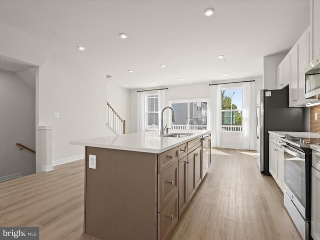 Photo - 7840 Blackbriar Wy