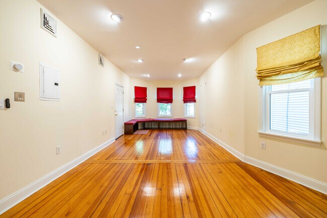 Photo - 11 Juliette St Unit 1