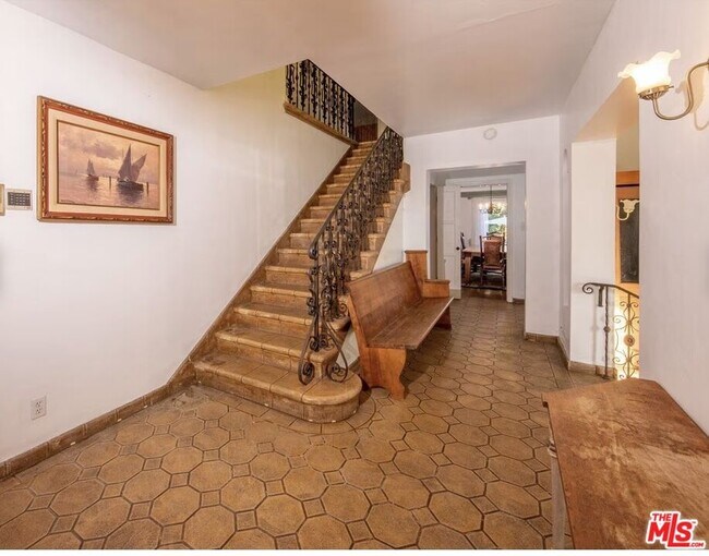 Photo - 1530 Valley View Rd