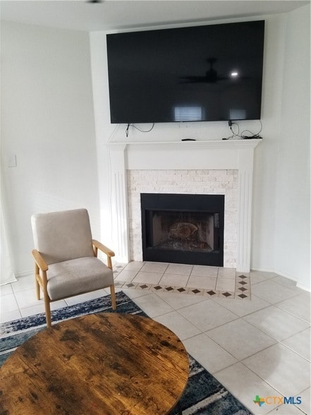 Photo - 2703 Blackburn Dr