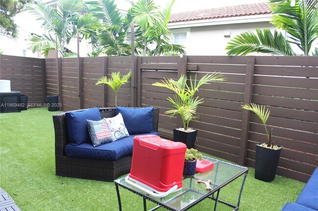 Photo - 8415 NW 108th Pl