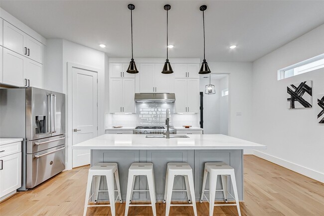 Photo - 7818 Janak Dr