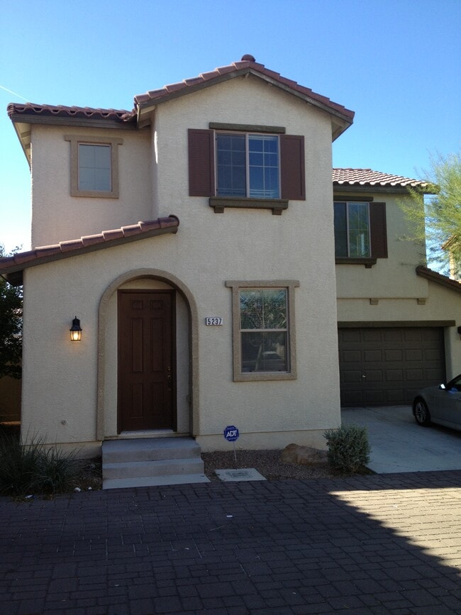 Photo - 5237 Pendergrass St