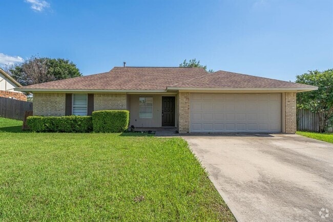 Building Photo - 2500 Quail Ridge Dr Rental