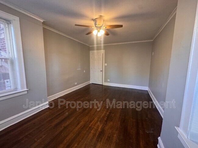 Photo - 5903 W Huron St Unit 1