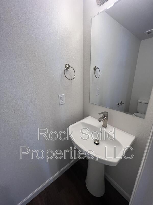 Photo - 1512 Danny Pl