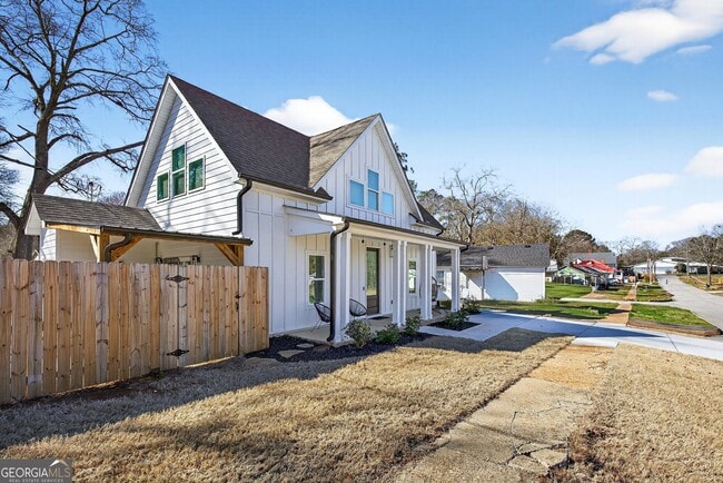 201 Marshall Ave