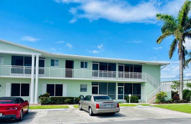 Photo - 2100 NE 38th St Unidad 142