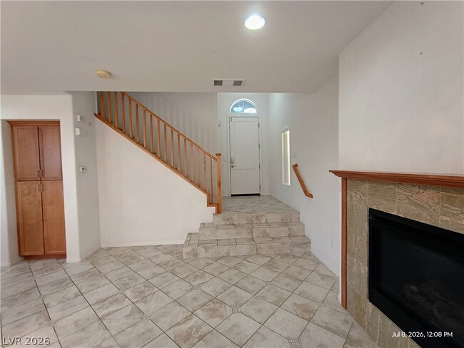 Photo - 2316 Malaga Peak St