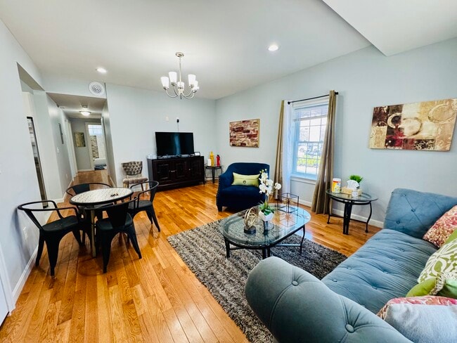 Building Photo - 97 De Pasquale Ave Unit 1