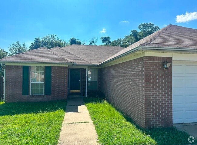 Building Photo - 1565 Hathaway Dr Rental