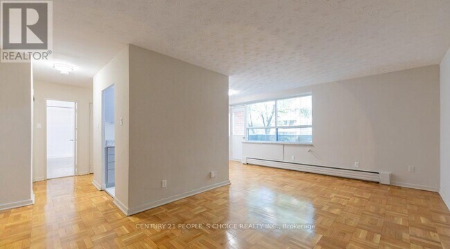 Photo - 839 Roselawn Ave Unit 202