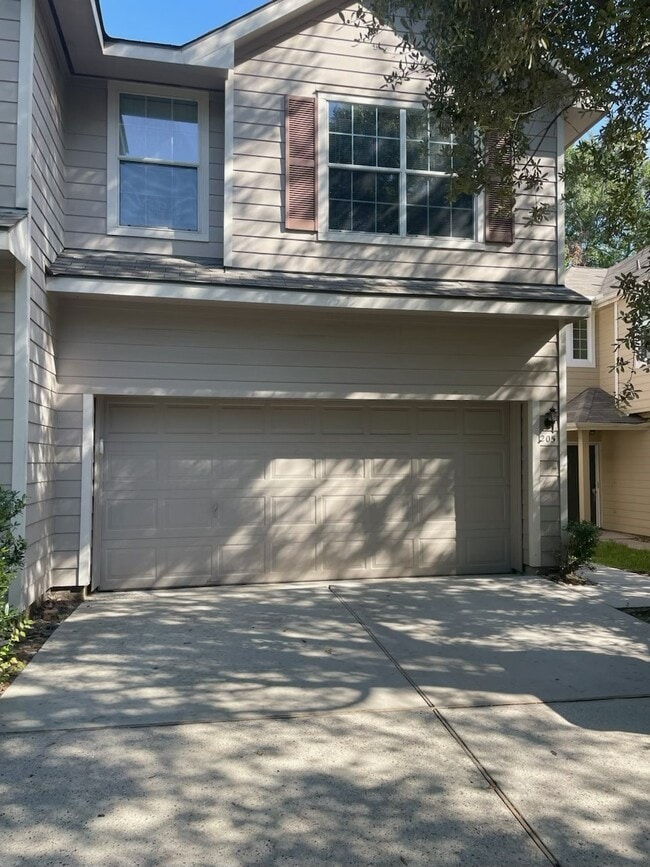 Building Photo - 205 Summerhaze Cir Rental