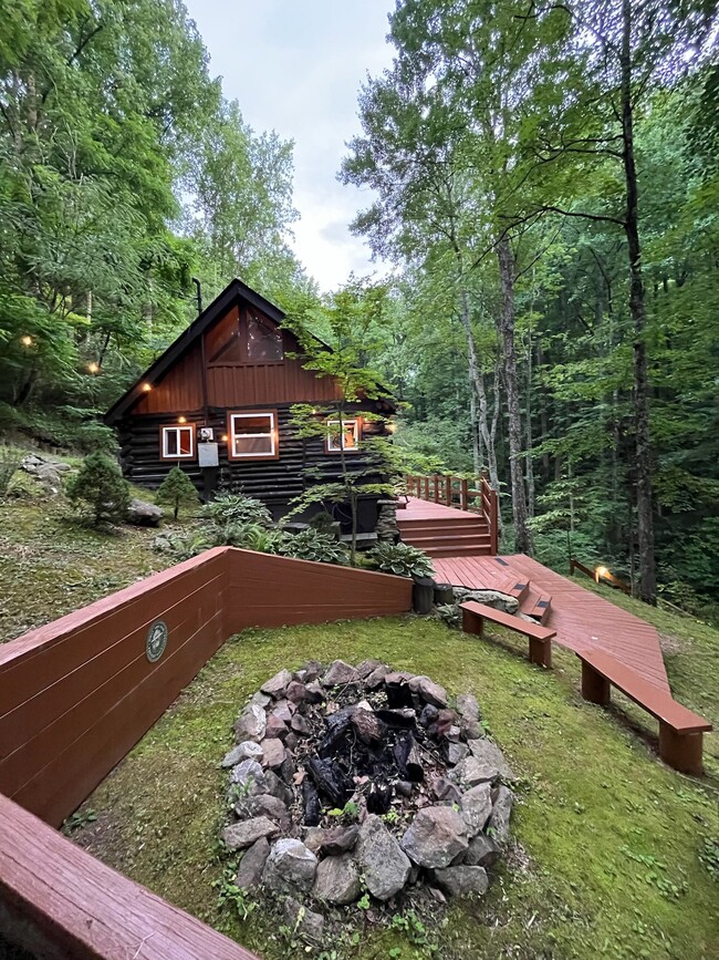 Photo - 1878 Little Cove Rd