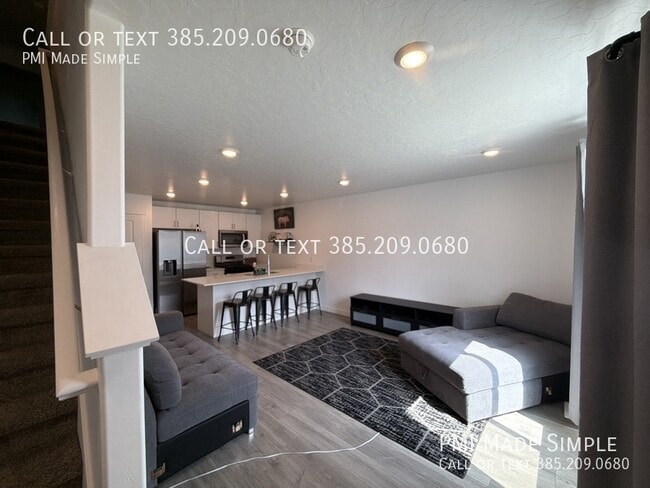 3901 Buckland Dr
