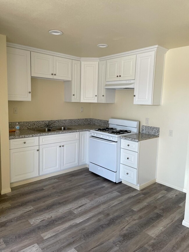 Photo - Garden Estate Apartments