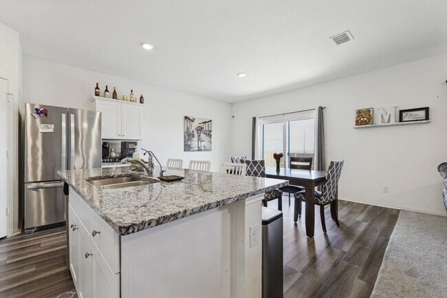 Photo - 5810 Rue Picasso