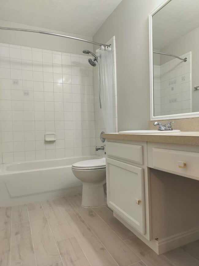 Photo - 21242 Linden House Ct