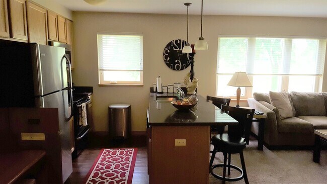 Photo - 2821 26th St NW Unit 302
