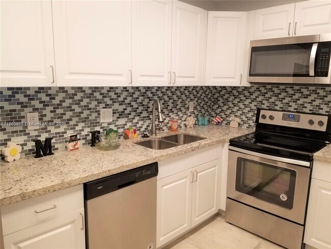 Photo - 19380 Collins Ave Unit 1010