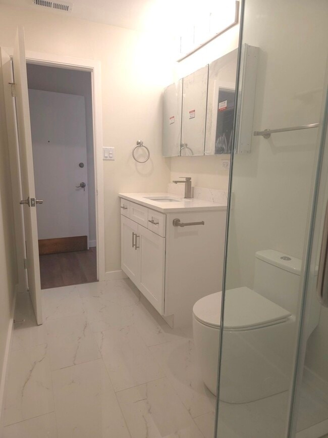 Photo - 607 N Wells St Unit 3F