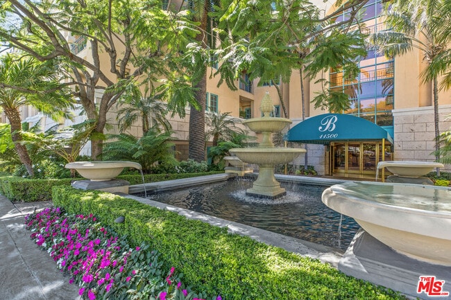 Building Photo - 11500 San Vicente Blvd Unit 220 Rental