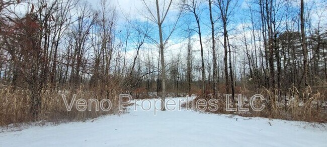 2057 Rowley Rd