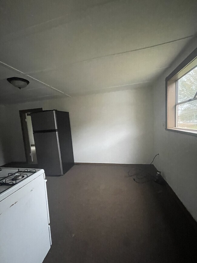 Photo - 321 SE 3rd St