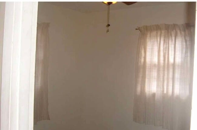 Photo - 567 Alpine Way