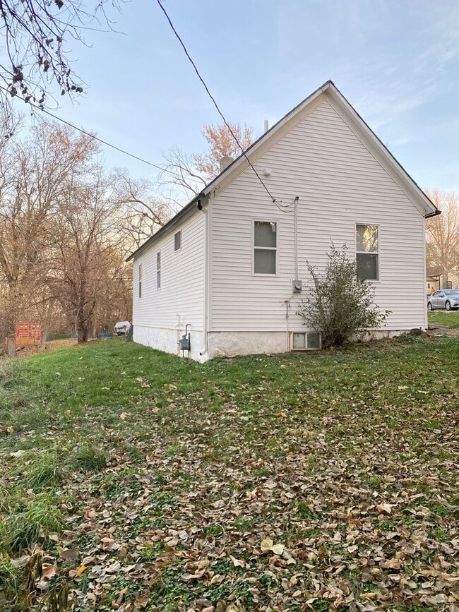 Photo - 3 bed 1 bath