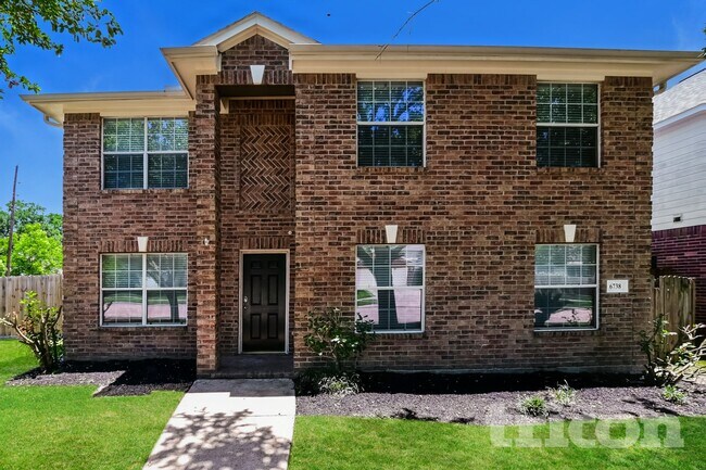 Building Photo - 6738 Catarina Cir