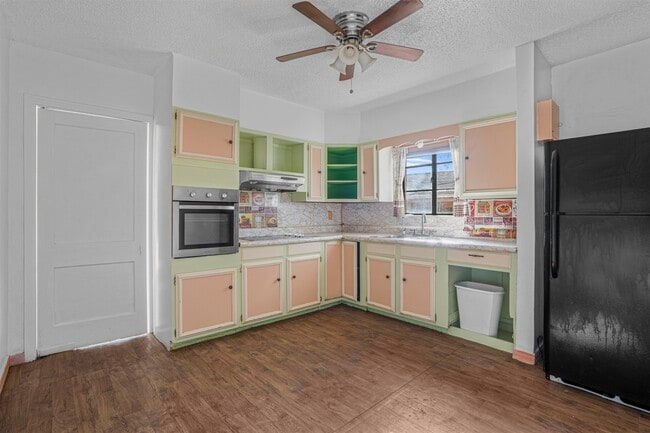 Photo - 1820 Aldama St
