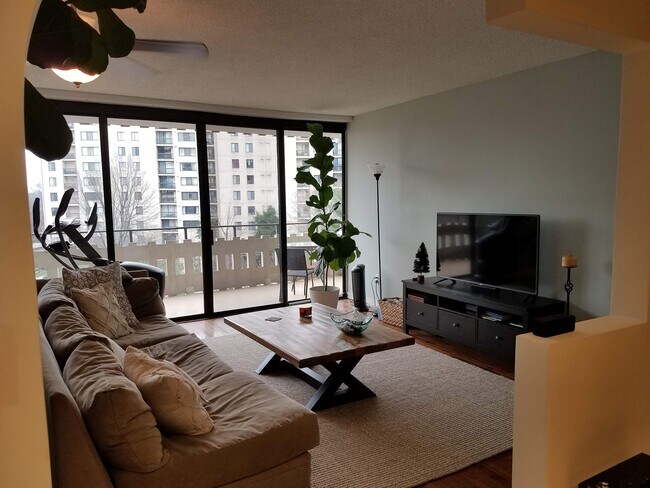 Photo - 6301 Stevenson Ave Unit 403