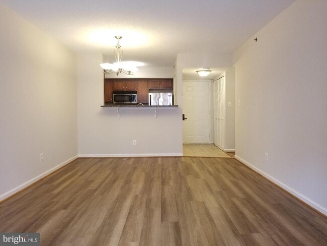 Building Photo - 1024 N Utah St Unit 423