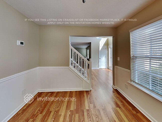 Photo - 115 Legend Creek Dr