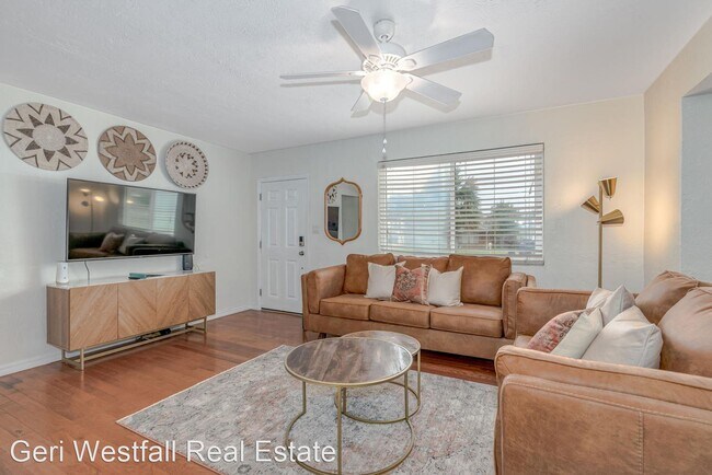 Photo - 4 br, 2.5 bath House - 486 Cedar St.