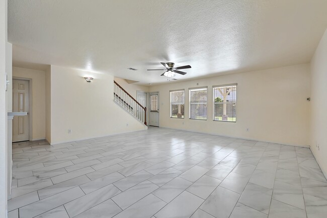 Photo - 8027 Saffron Ln