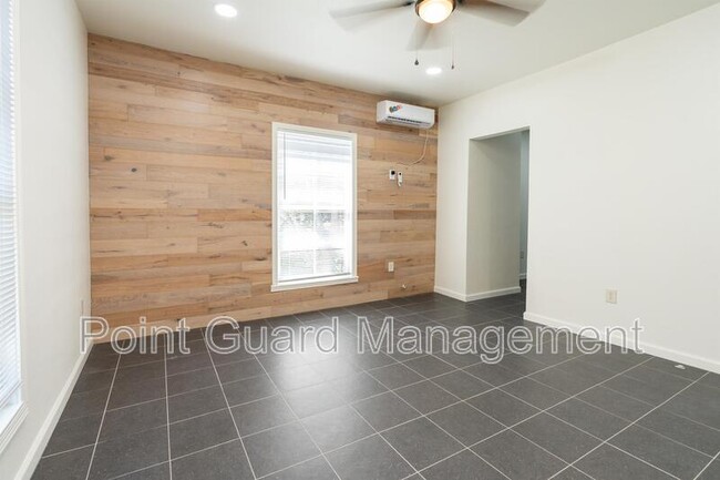 Photo - 169 S Belmont St Condo