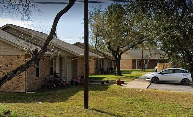 Photo - 711 N Sigrid Ave Unidad #711