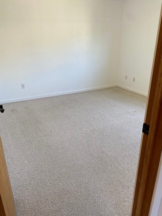 Master bedroom - 8400 25th Avenue Southwest