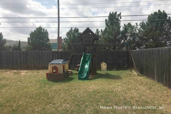 Photo - 1813 Mc Donald St