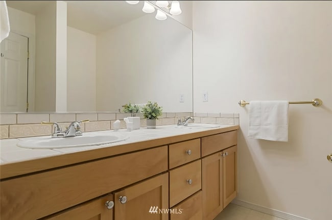 Photo - 19010 68th Ave NE Unidad C203