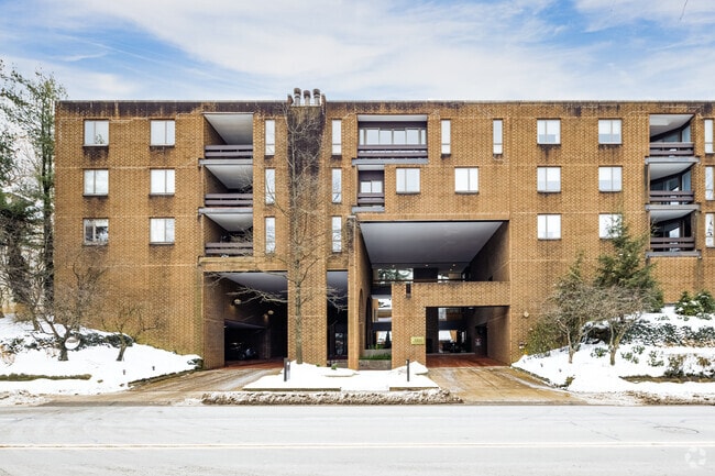 Photo - 5000 5th Ave