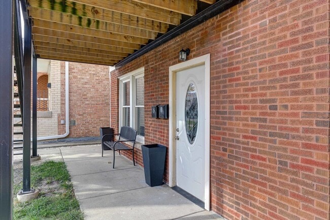 Photo - 5040 W Berenice Ave